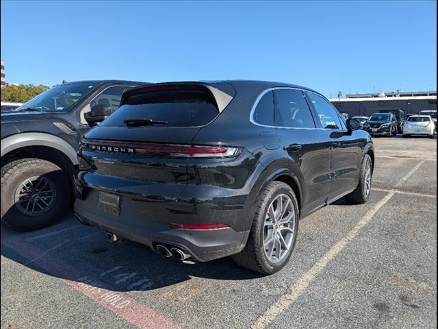 2024 Porsche Cayenne Base