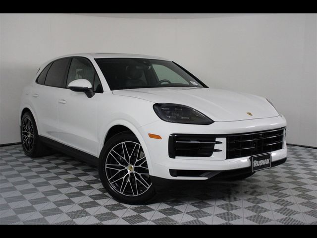 2024 Porsche Cayenne Base