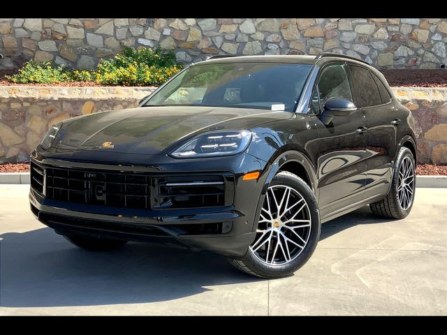 2024 Porsche Cayenne Base