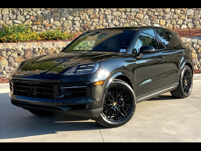 2024 Porsche Cayenne Base