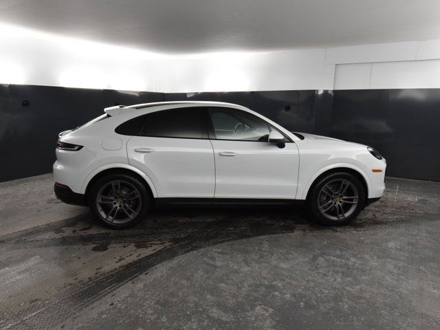 2024 Porsche Cayenne Base