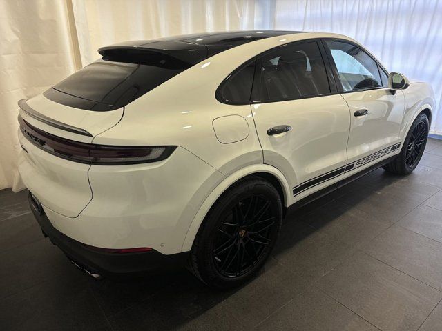 2024 Porsche Cayenne Base