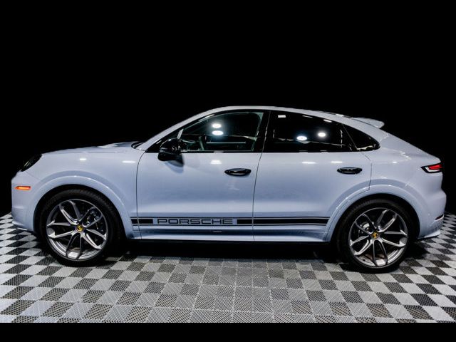 2024 Porsche Cayenne Base