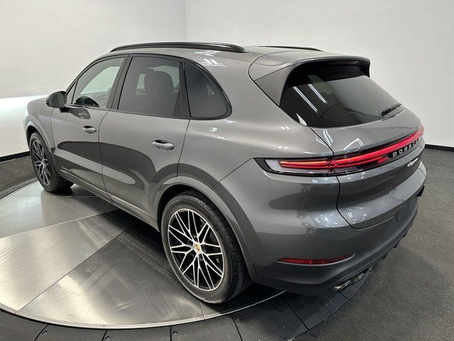 2024 Porsche Cayenne Base