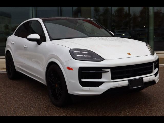 2024 Porsche Cayenne Base