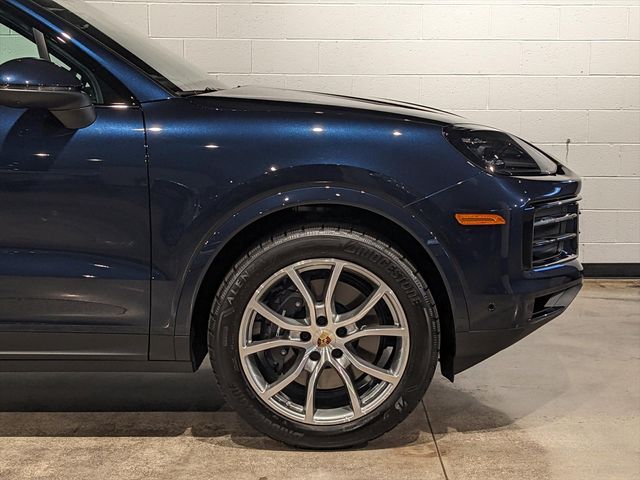 2024 Porsche Cayenne Base