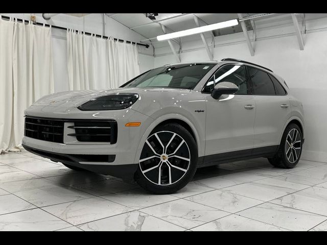 2024 Porsche Cayenne E-Hybrid Base