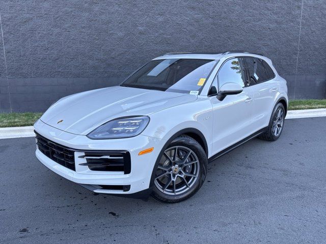 2024 Porsche Cayenne E-Hybrid Base