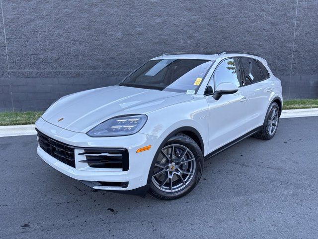 2024 Porsche Cayenne E-Hybrid Base