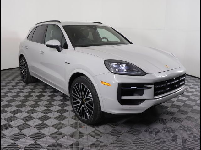 2024 Porsche Cayenne E-Hybrid Base