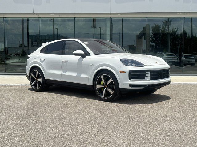 2024 Porsche Cayenne E-Hybrid Base