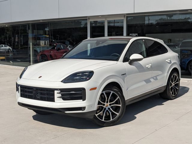 2024 Porsche Cayenne E-Hybrid Base