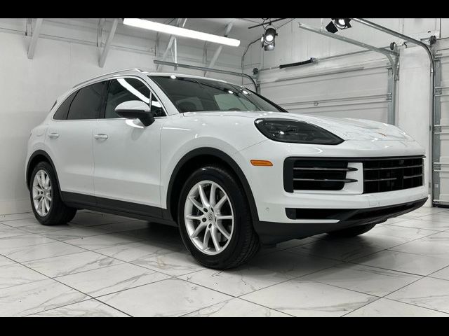 2024 Porsche Cayenne Base