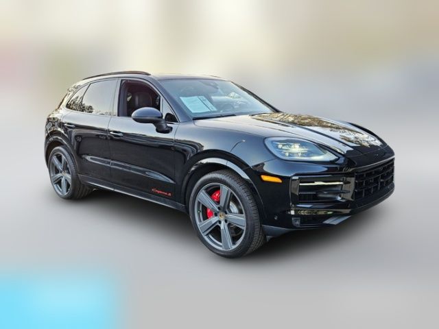 2024 Porsche Cayenne S