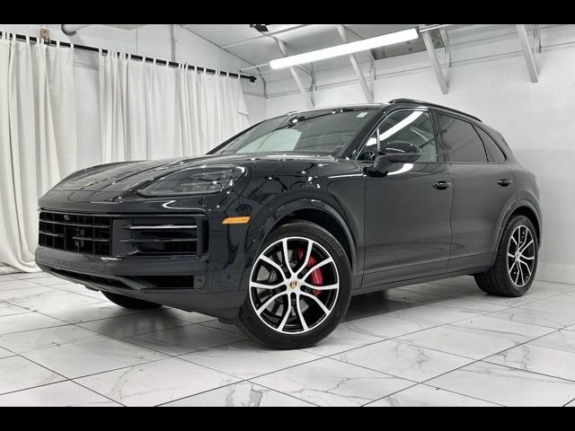 2024 Porsche Cayenne S