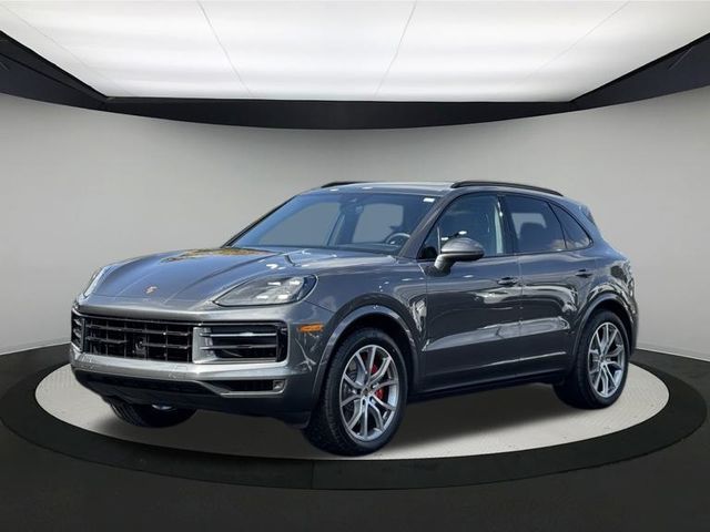 2024 Porsche Cayenne S