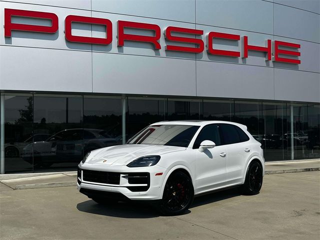 2024 Porsche Cayenne S