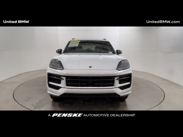 2024 Porsche Cayenne S