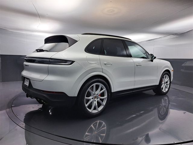 2024 Porsche Cayenne S