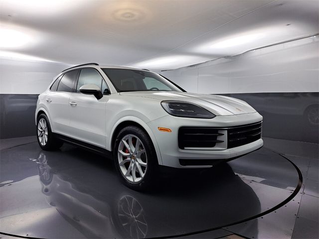 2024 Porsche Cayenne S