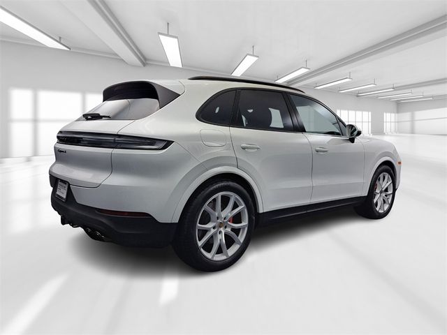 2024 Porsche Cayenne S