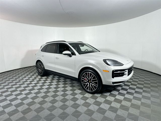 2024 Porsche Cayenne S