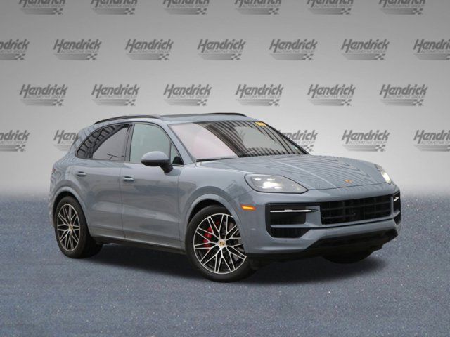 2024 Porsche Cayenne S