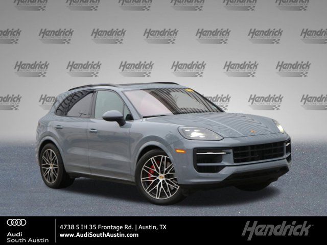 2024 Porsche Cayenne S