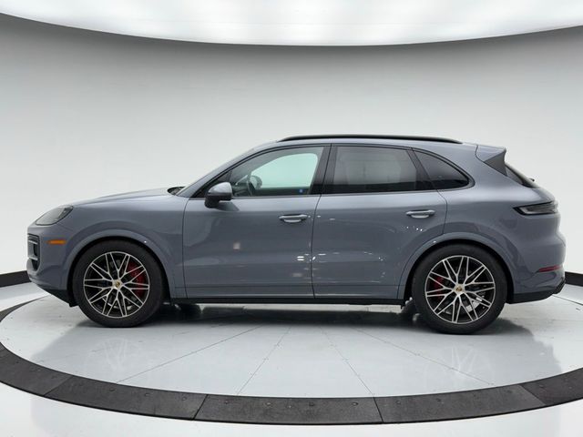 2024 Porsche Cayenne S