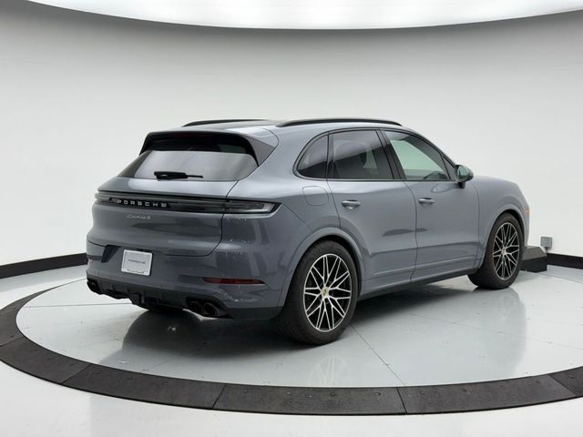 2024 Porsche Cayenne S
