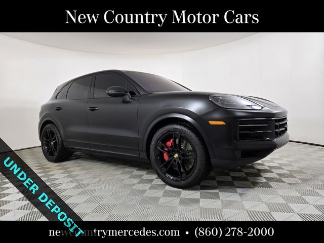 2024 Porsche Cayenne S