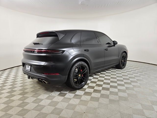 2024 Porsche Cayenne S