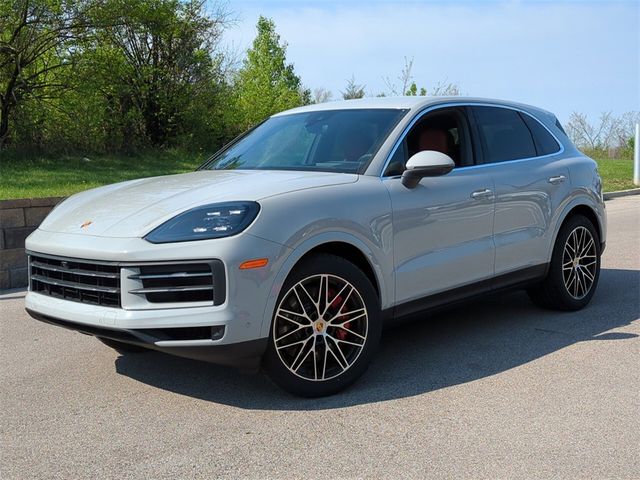 2024 Porsche Cayenne S