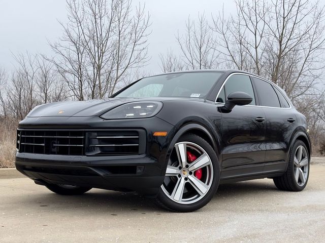 2024 Porsche Cayenne S