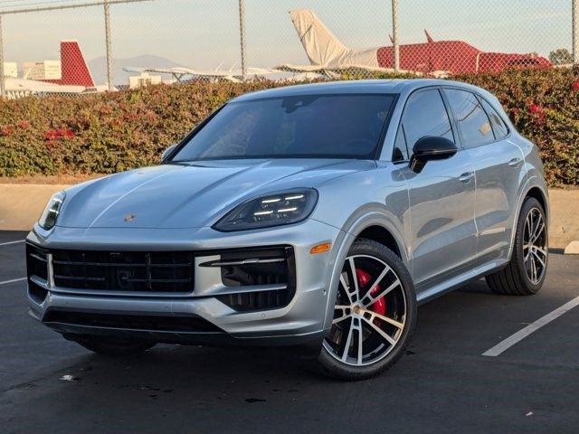 2024 Porsche Cayenne S