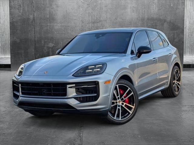 2024 Porsche Cayenne S