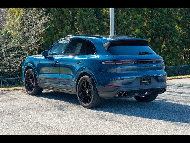 2024 Porsche Cayenne S