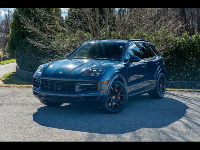 2024 Porsche Cayenne S