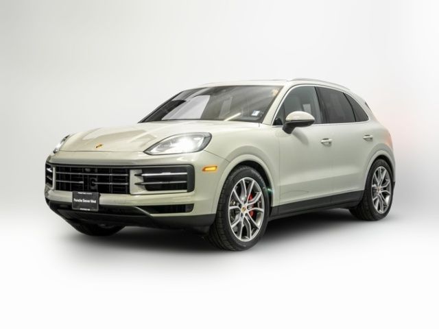 2024 Porsche Cayenne S