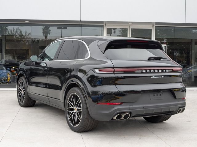 2024 Porsche Cayenne S