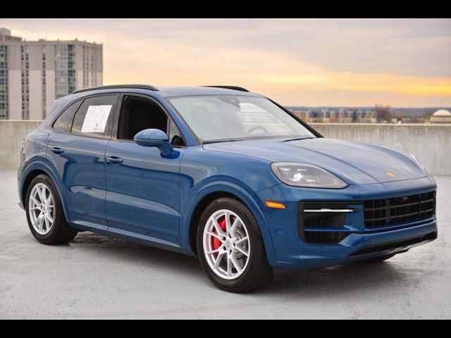 2024 Porsche Cayenne S