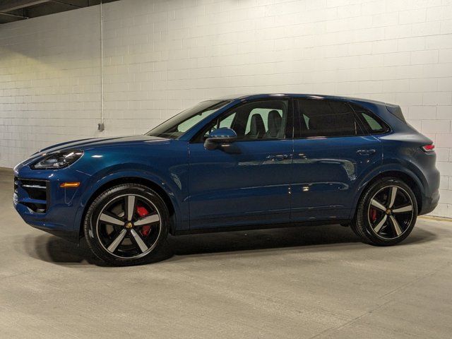 2024 Porsche Cayenne S