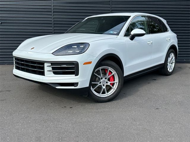 2024 Porsche Cayenne S