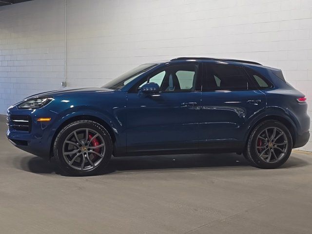 2024 Porsche Cayenne S