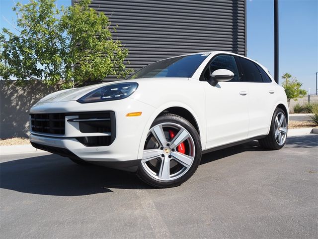 2024 Porsche Cayenne S