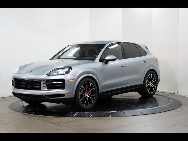 2024 Porsche Cayenne S