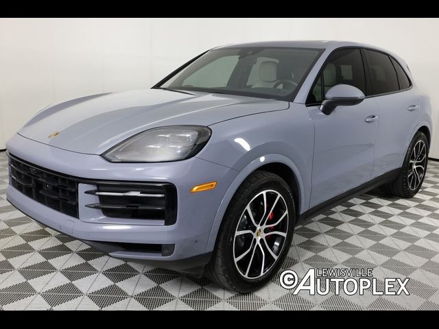 2024 Porsche Cayenne S