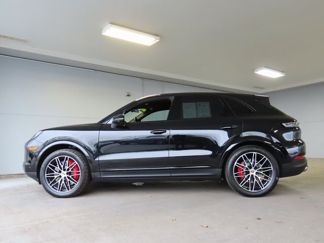 2024 Porsche Cayenne S