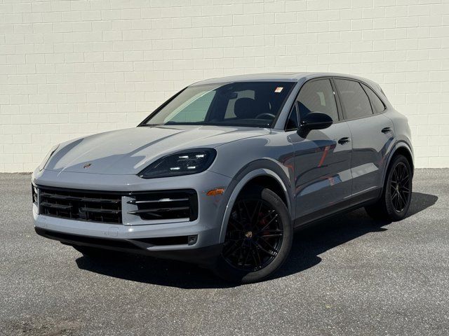 2024 Porsche Cayenne S