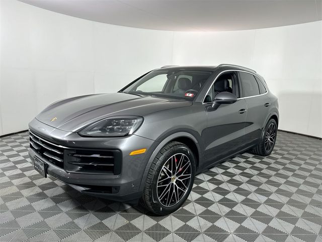 2024 Porsche Cayenne S